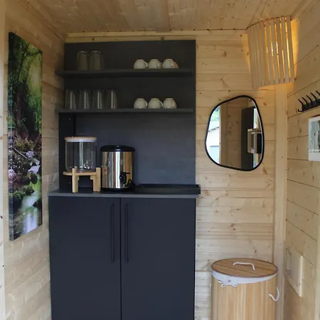 Eiter * ארצל אים פלאצטל