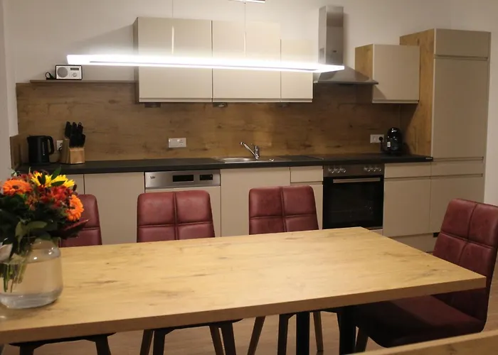 Eiter * ארצל אים פלאצטל